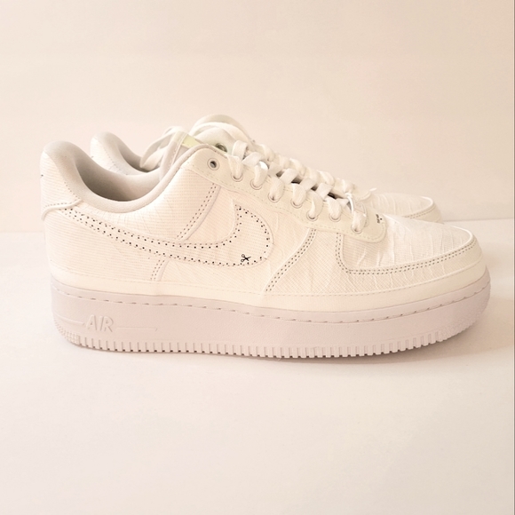 Nike Air Force 1 07" PRM Tear Away - Picture 7 of 9